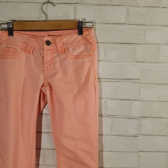 Maurices bright pink skinny jeans - Picture 8 of 10